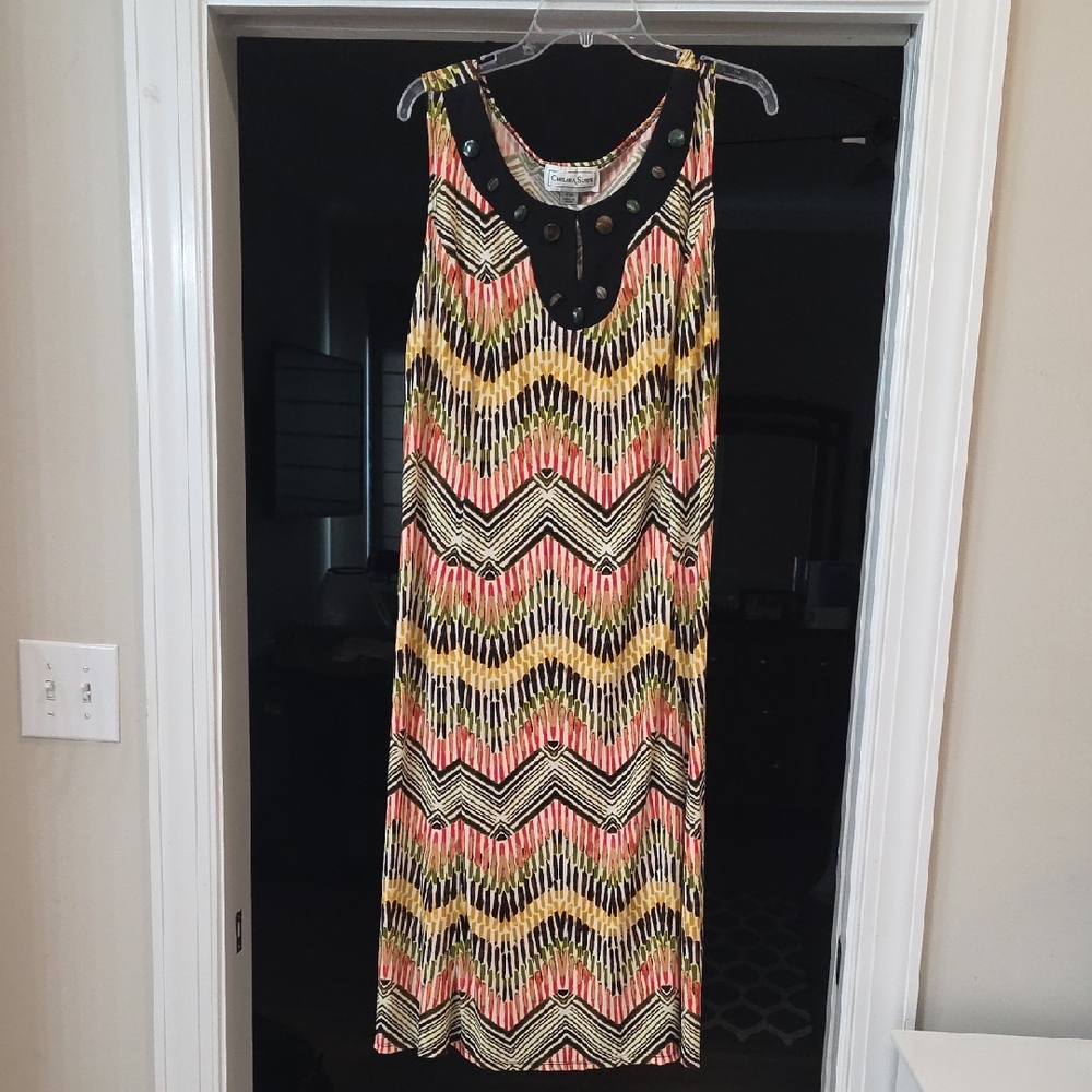 Vibrant Chevron Midi Dress